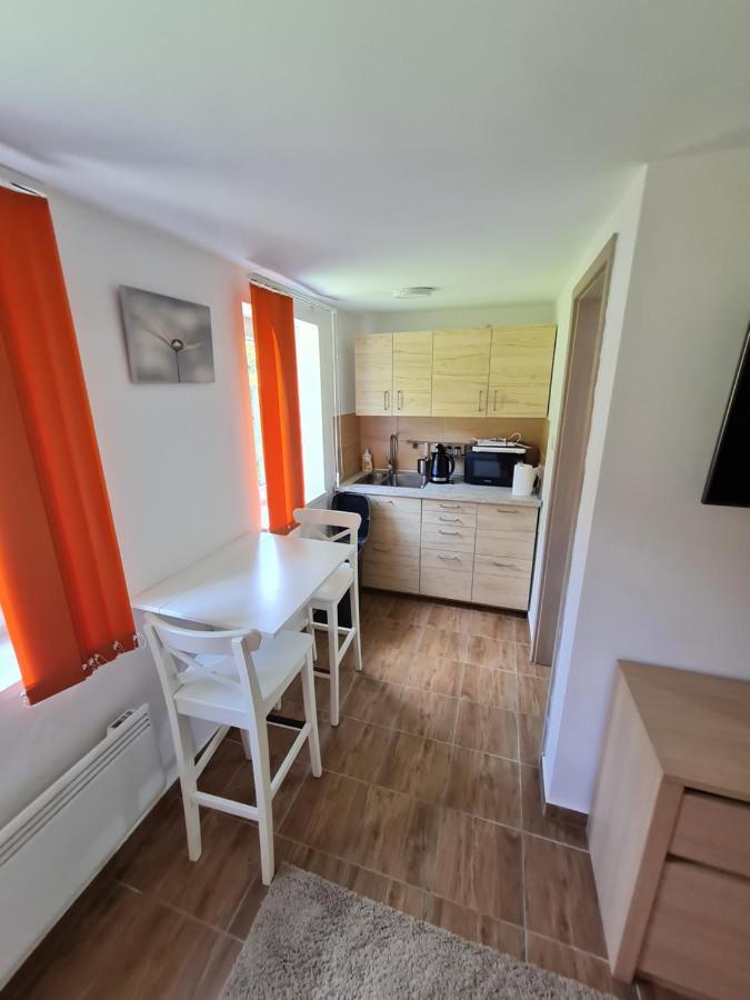 Patakmalom Vendeghaz Hotel Döbrönte Екстериор снимка