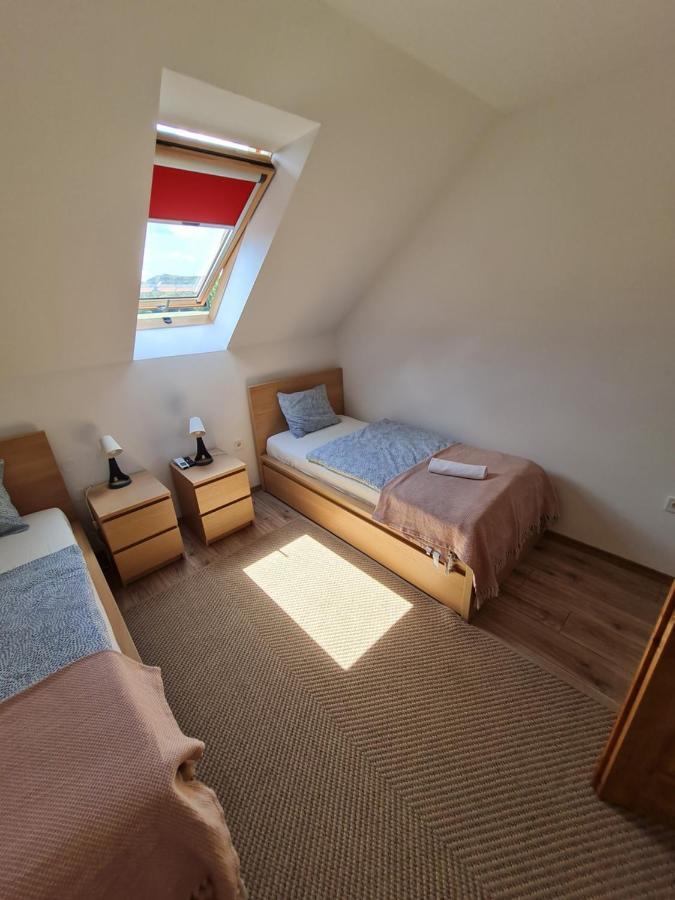 Patakmalom Vendeghaz Hotel Döbrönte Екстериор снимка