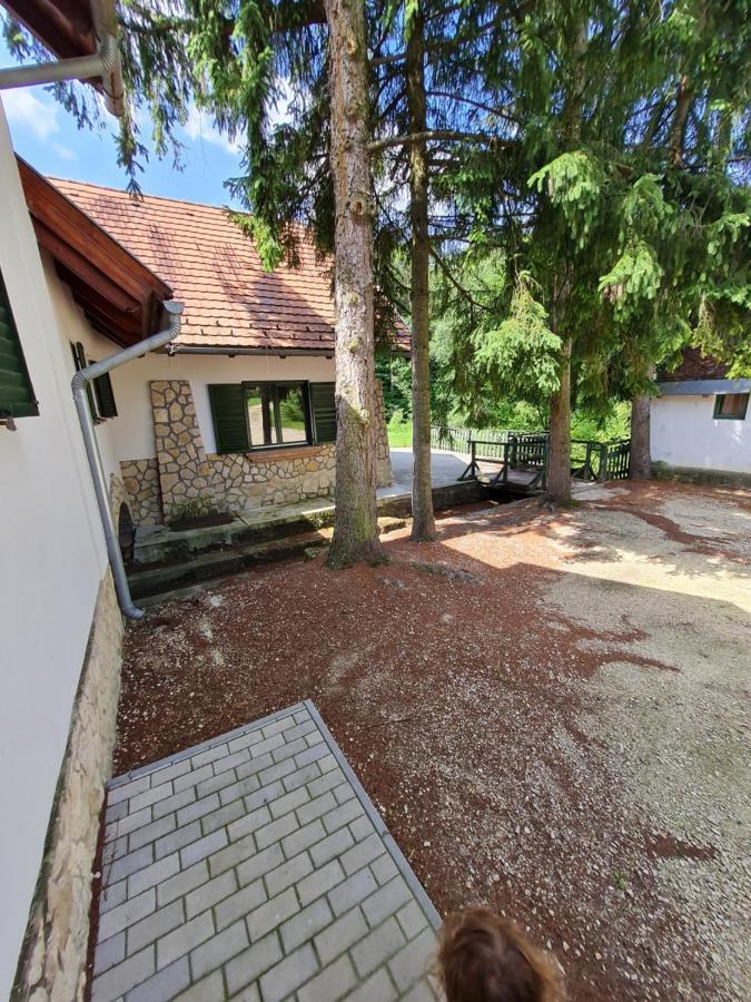 Patakmalom Vendeghaz Hotel Döbrönte Екстериор снимка